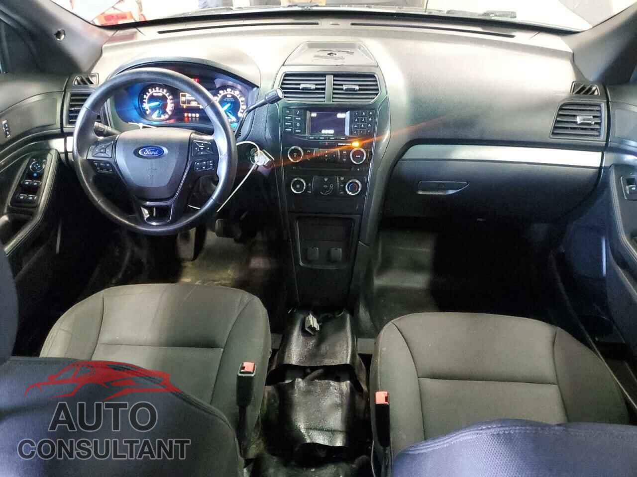 FORD EXPLORER 2018 - 1FM5K8AR5JGA27100