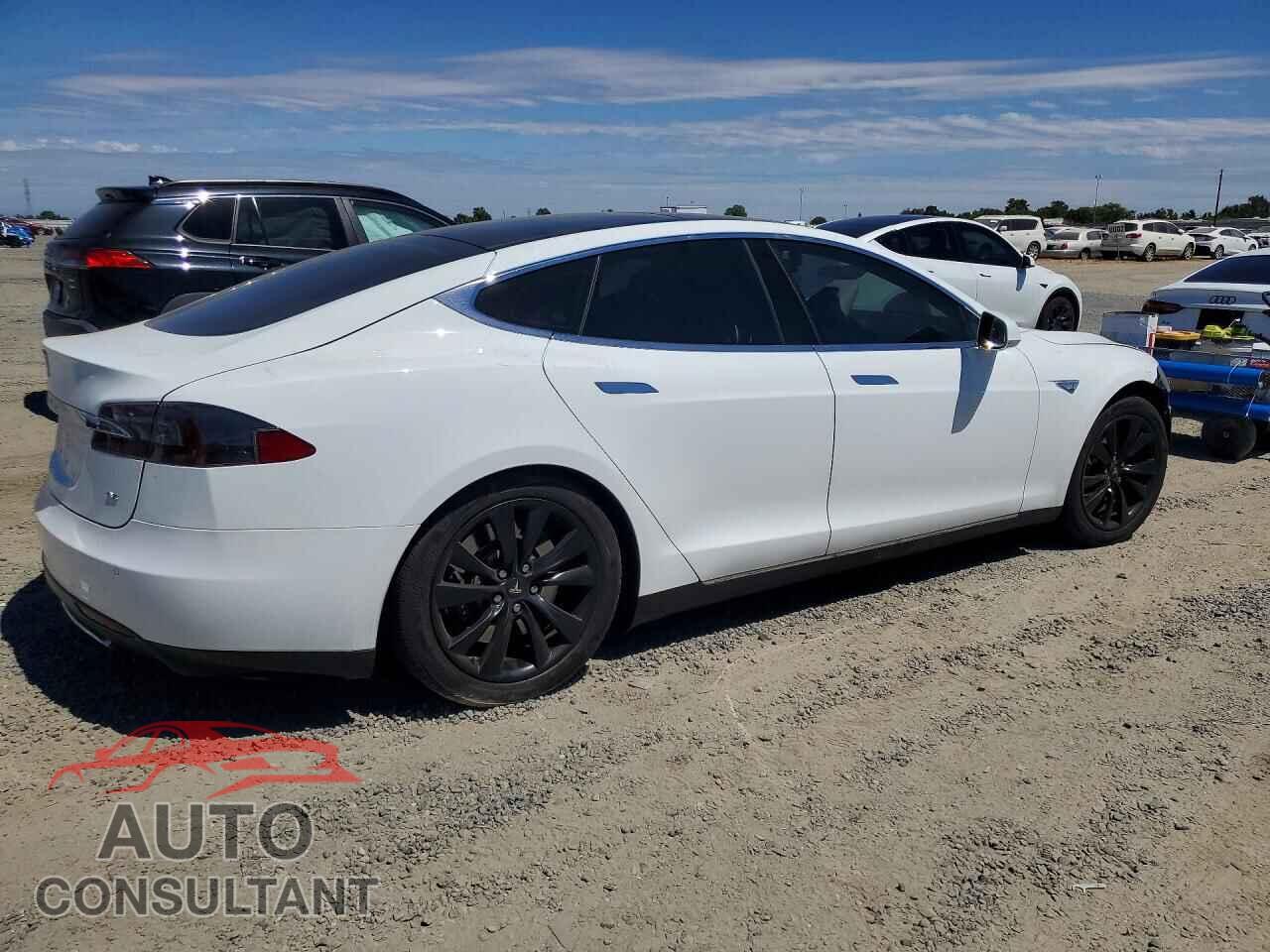 TESLA MODEL S 2013 - 5YJSA1CN7DFP24732