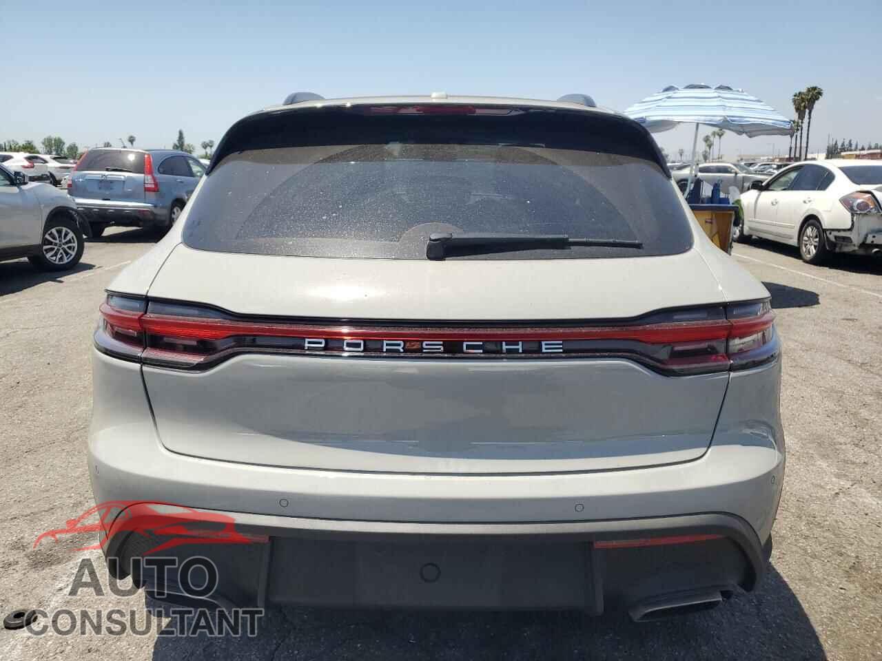 PORSCHE MACAN BASE 2024 - WP1AA2A54RLB05271