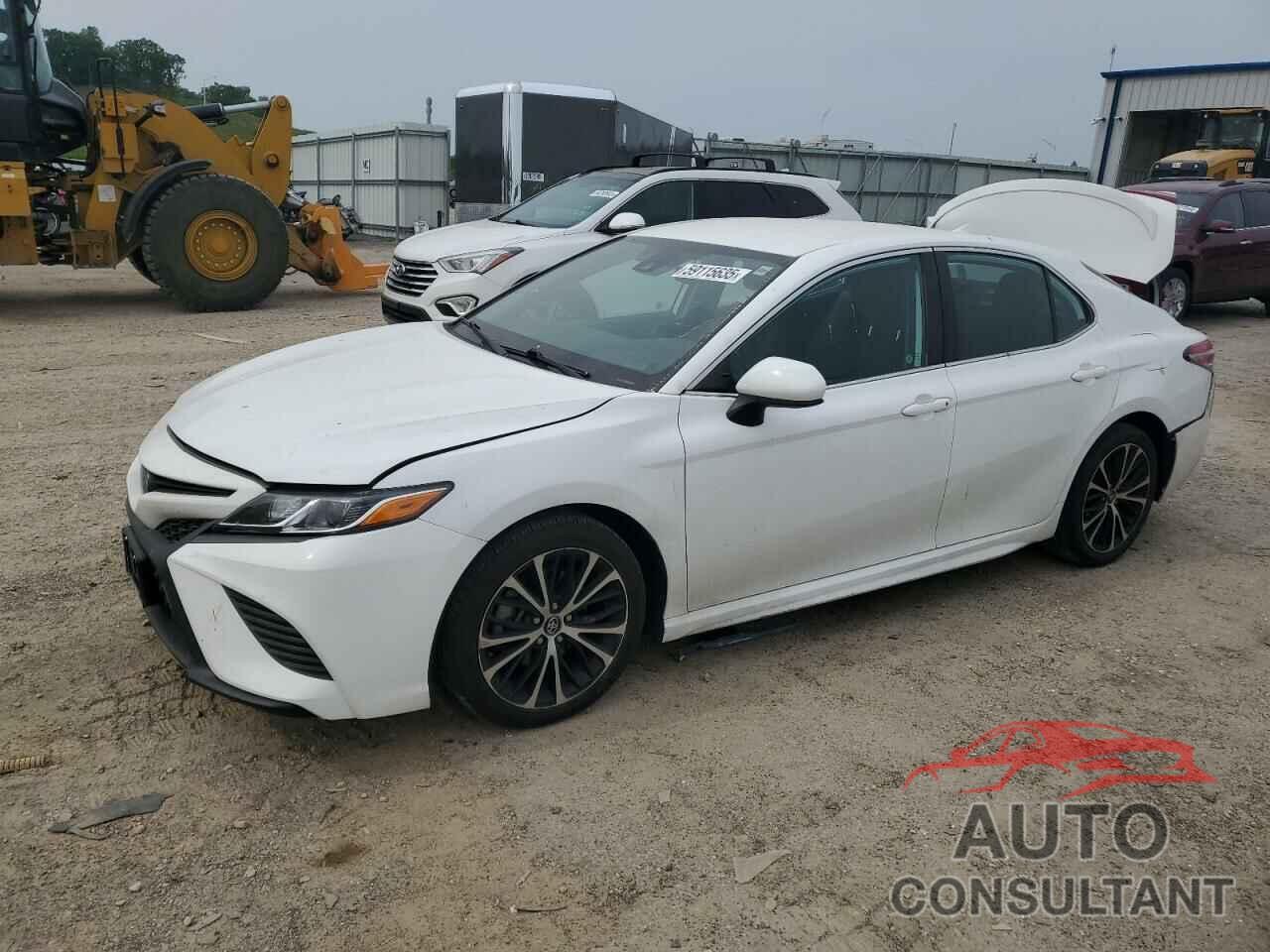 TOYOTA CAMRY 2020 - 4T1G11AK5LU944709