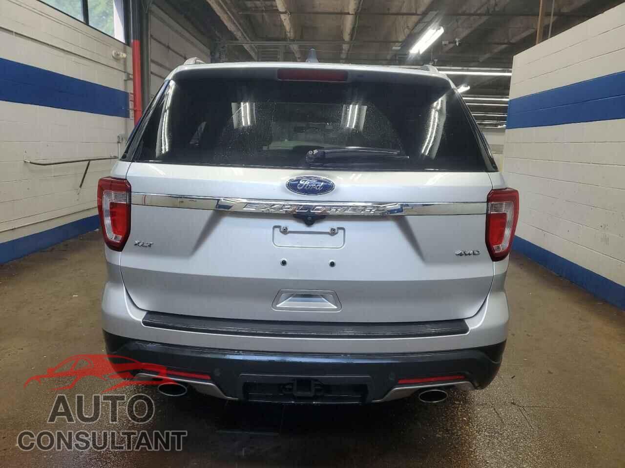 FORD EXPLORER 2018 - 1FM5K8D80JGA30893