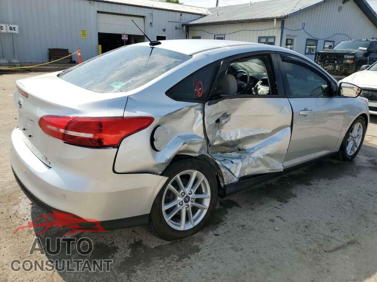 FORD FOCUS 2015 - 1FADP3F23FL280209