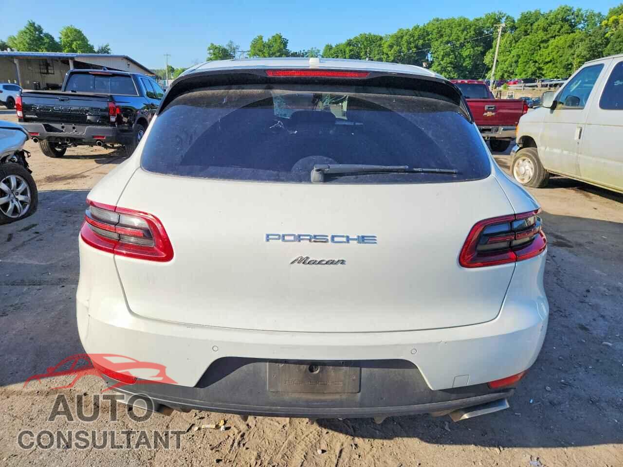 PORSCHE MACAN 2018 - WP1AA2A56JLB05504