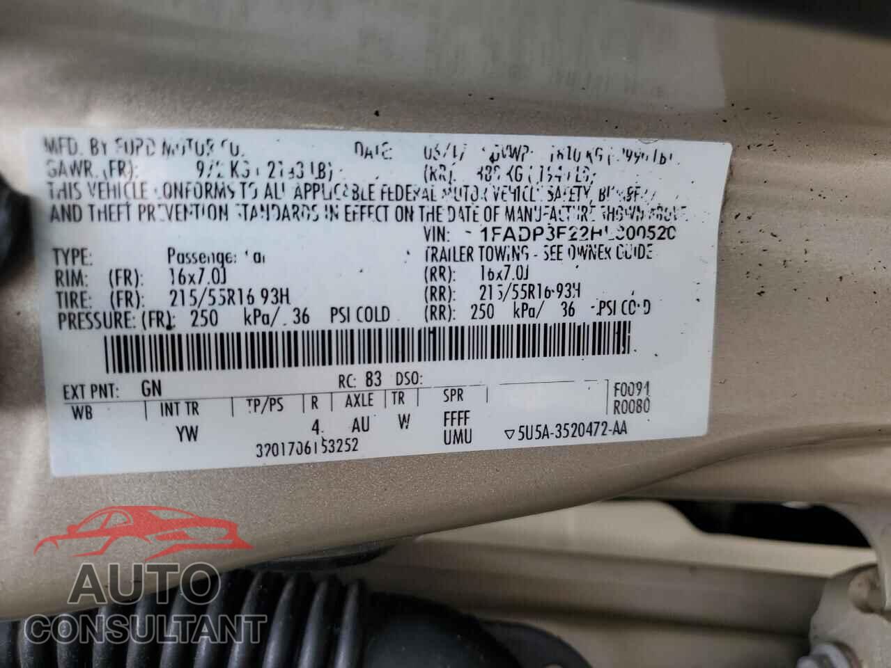 FORD FOCUS 2017 - 1FADP3F22HL300520