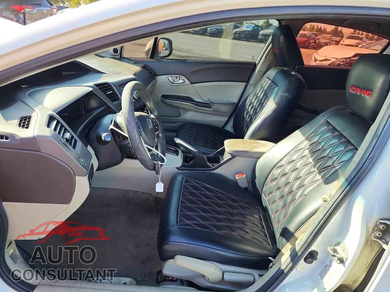 HONDA CIVIC 2012 - 2HGFB2F86CH525448