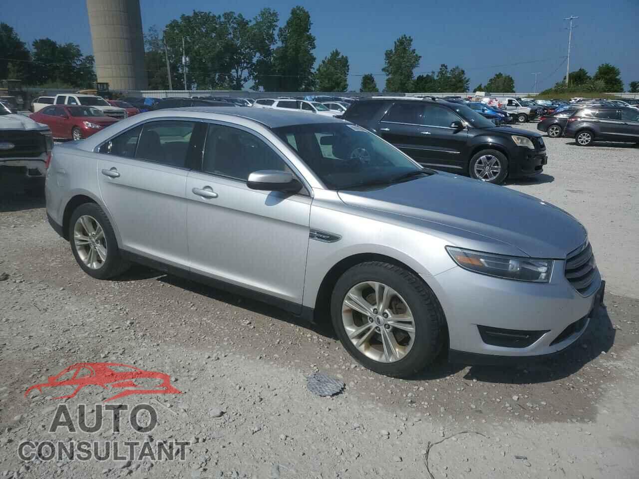 FORD TAURUS 2015 - 1FAHP2E80FG121013