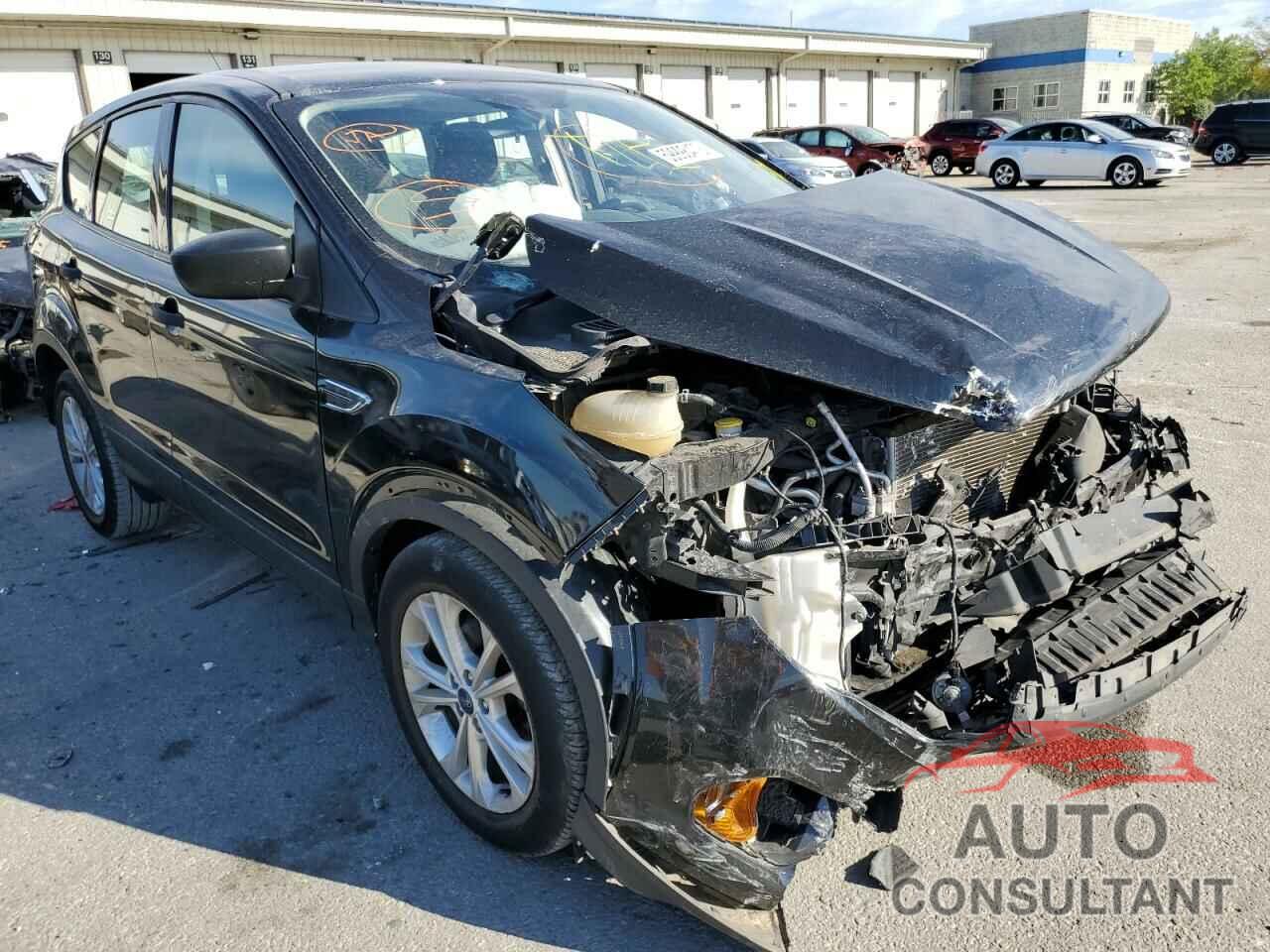 FORD ESCAPE 2017 - 1FMCU0F75HUB98516