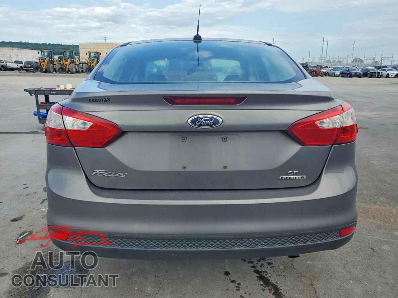 FORD FOCUS 2014 - 1FADP3F2XEL165783