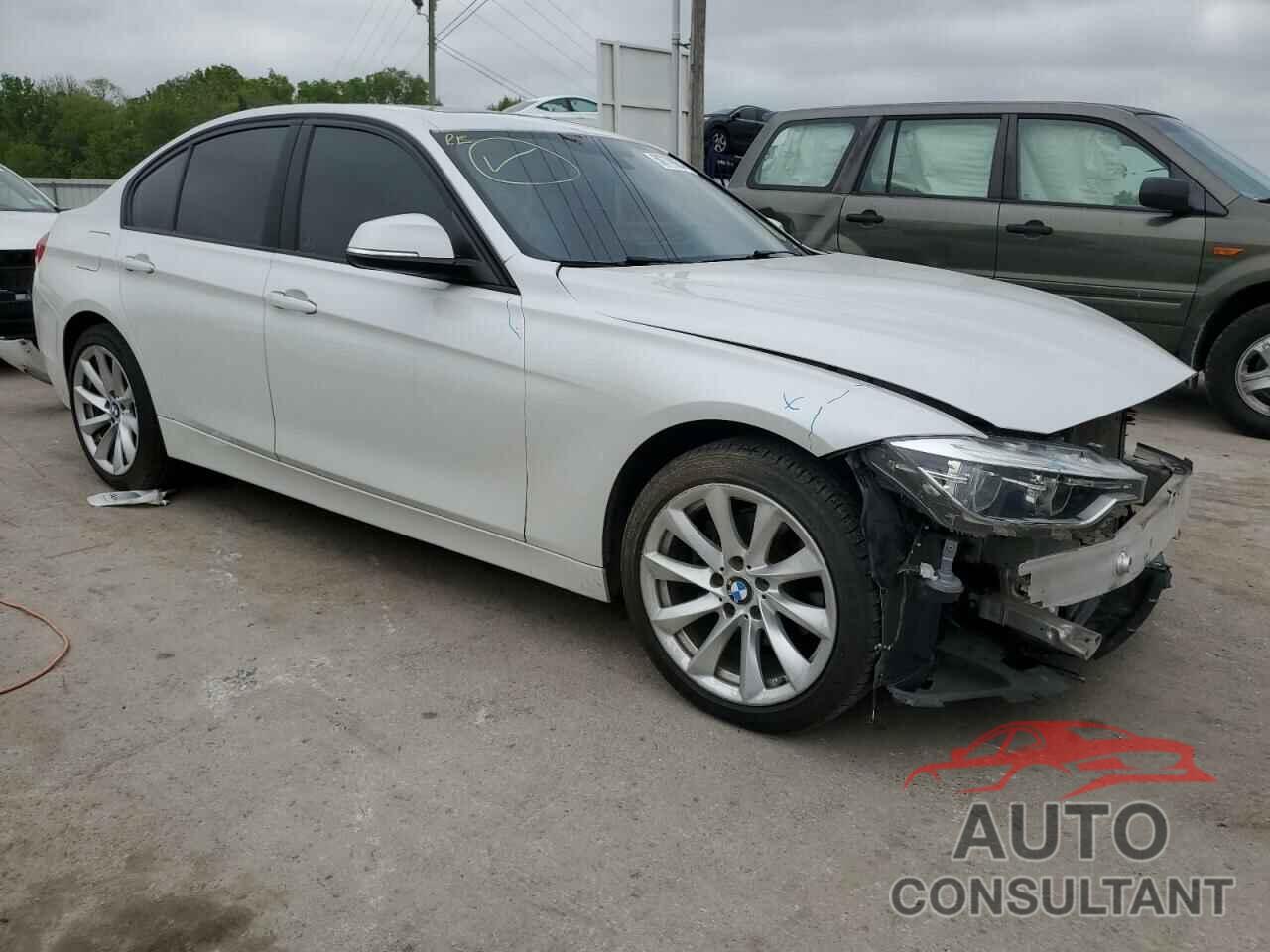 BMW 3 SERIES 2018 - WBA8E5G52JNV02898