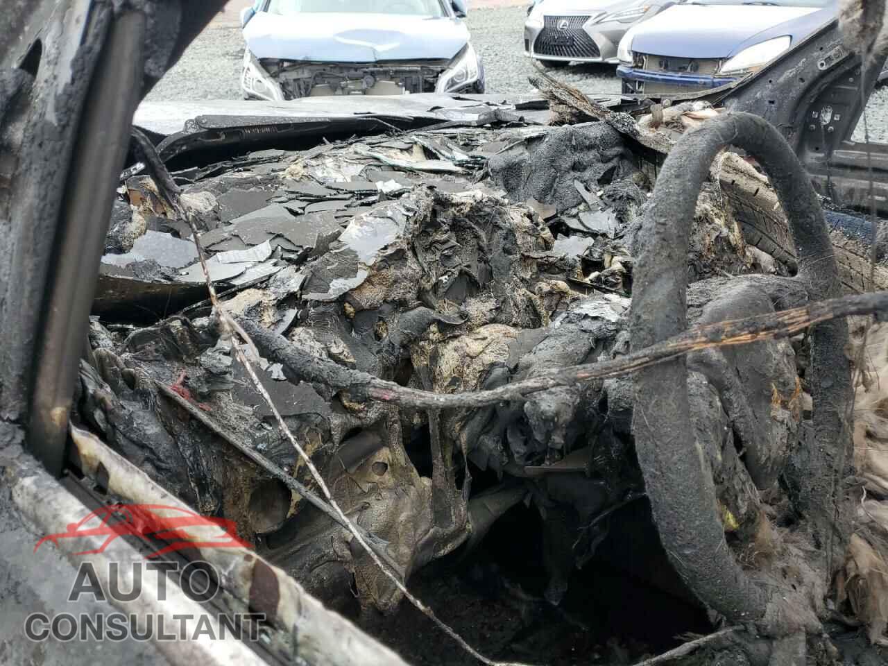 HONDA PILOT 2015 - 5FNYF4H58FB031807