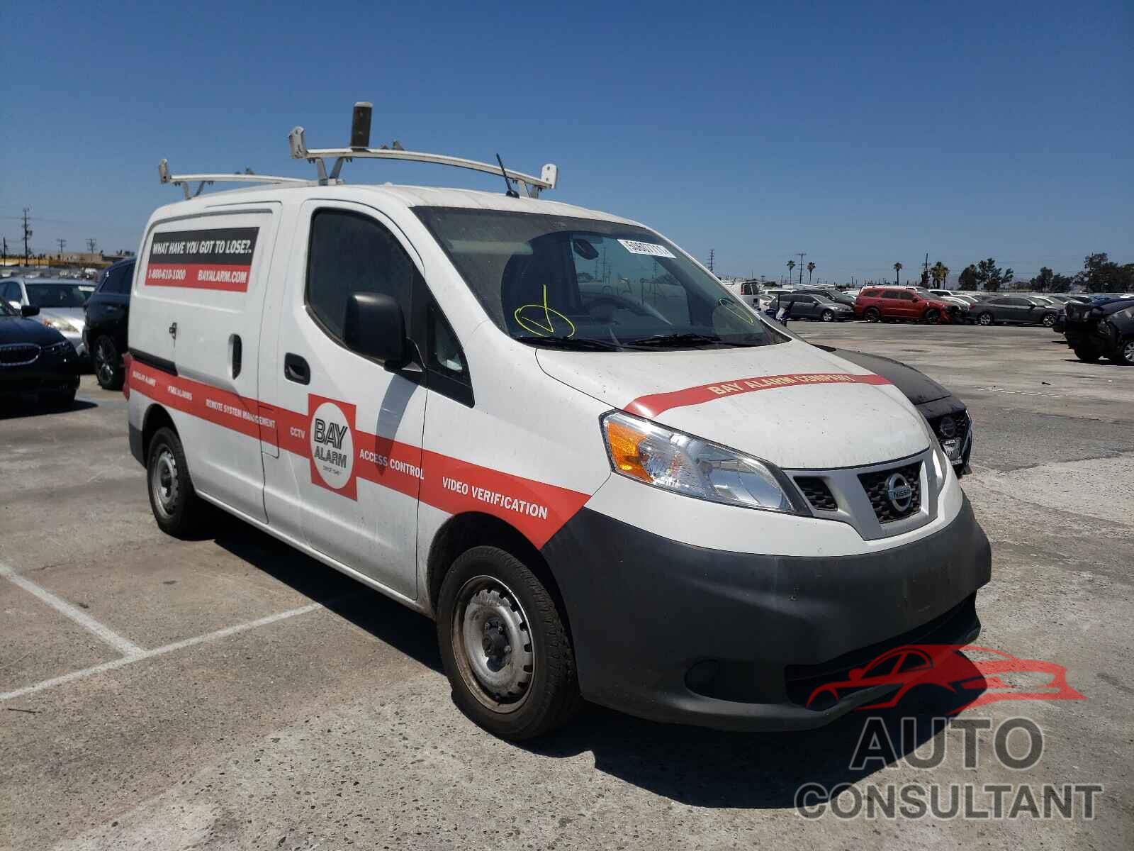 NISSAN NV 2018 - 3N6CM0KN1JK701373