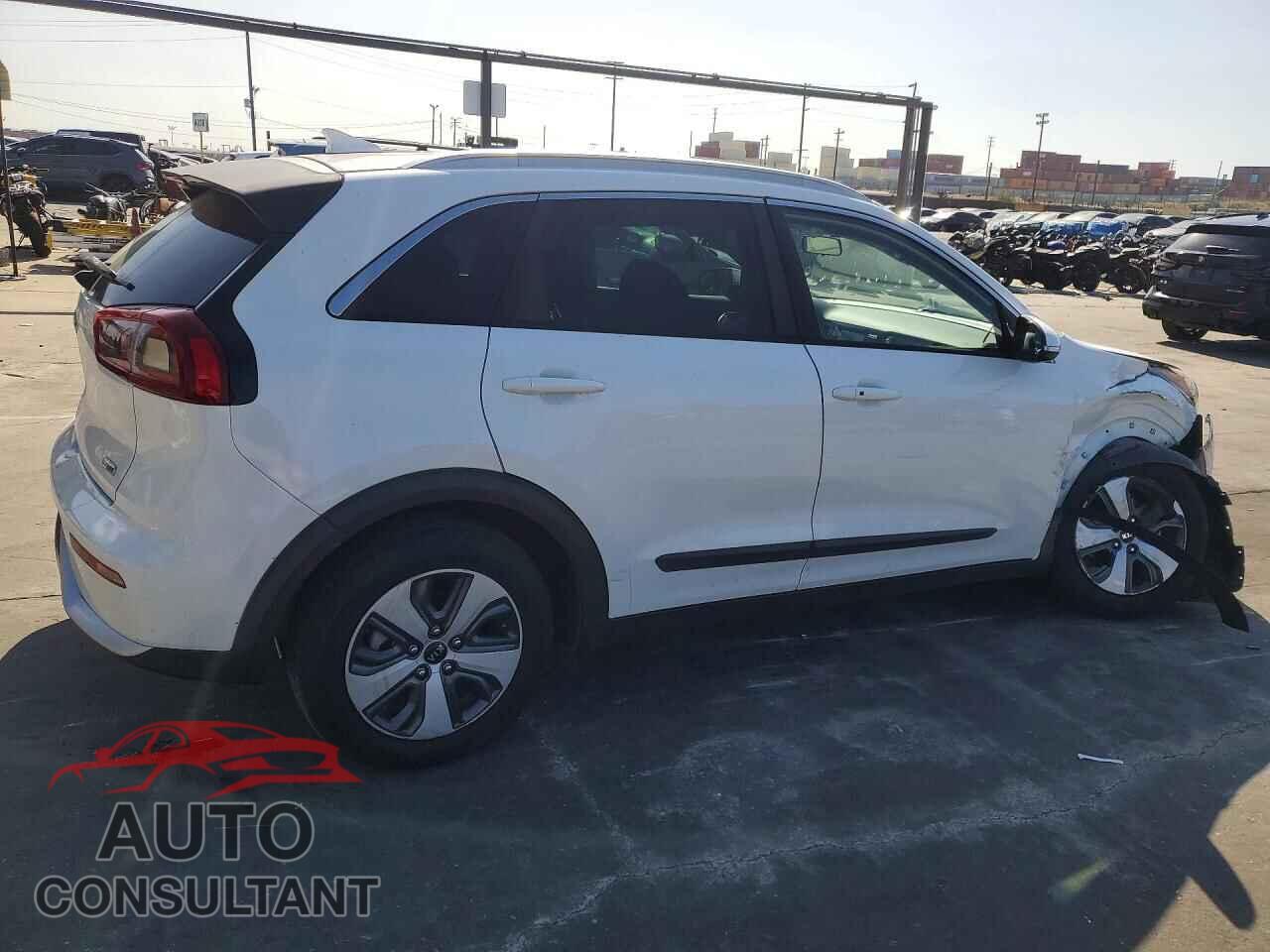 KIA NIRO 2017 - KNDCC3LC2H5103222