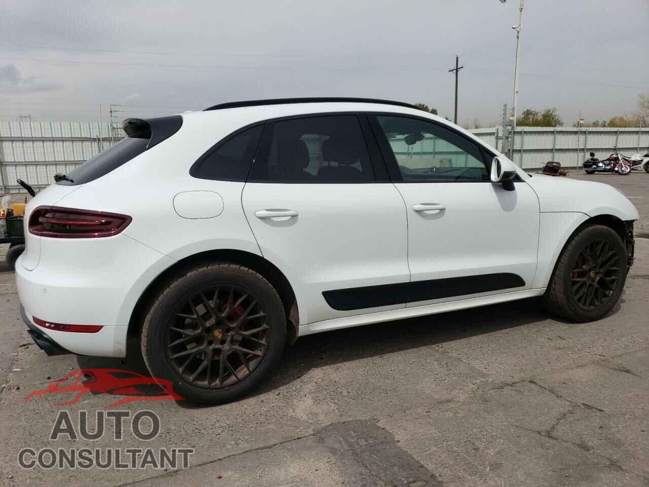 PORSCHE MACAN 2017 - WP1AG2A55HLB56579