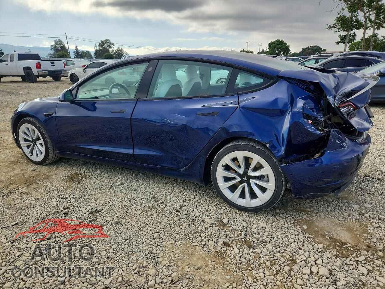 TESLA MODEL 3 2022 - 5YJ3E1EB5NF144232