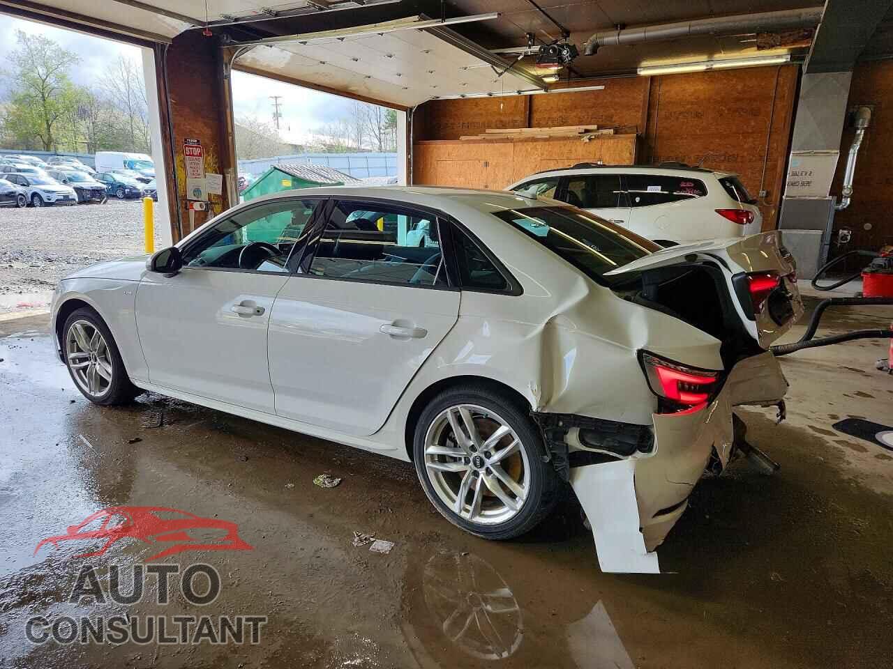 AUDI A4 2017 - WAUDNAF49HN054668