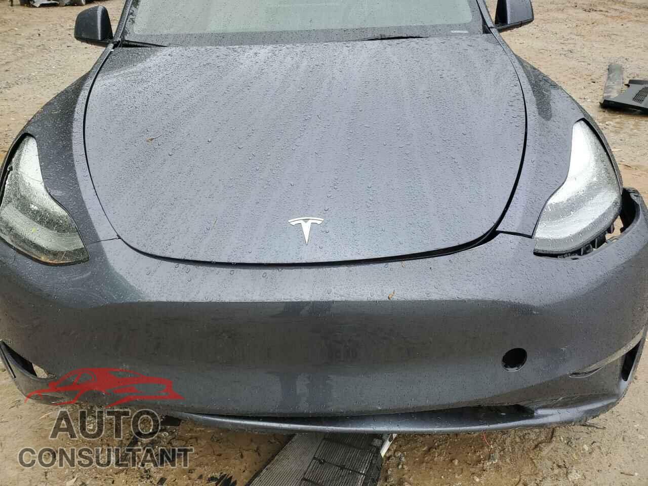 TESLA MODEL Y 2023 - 7SAYGDEE7PA147633