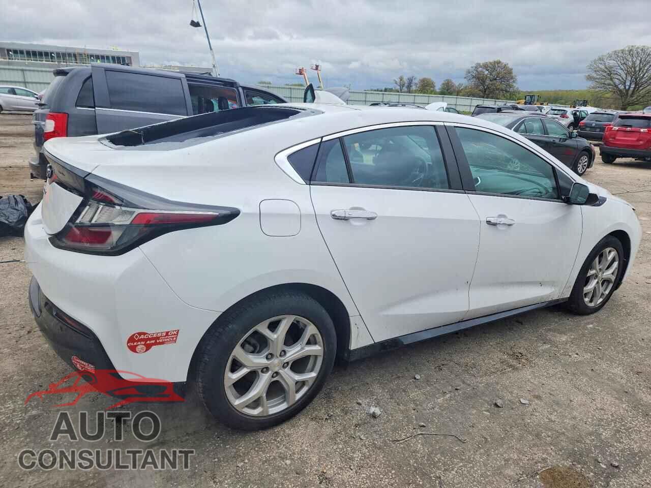 CHEVROLET VOLT 2018 - 1G1RD6S54JU113637