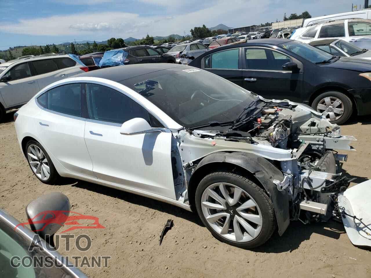TESLA MODEL 3 2020 - 5YJ3E1EA3LF745921