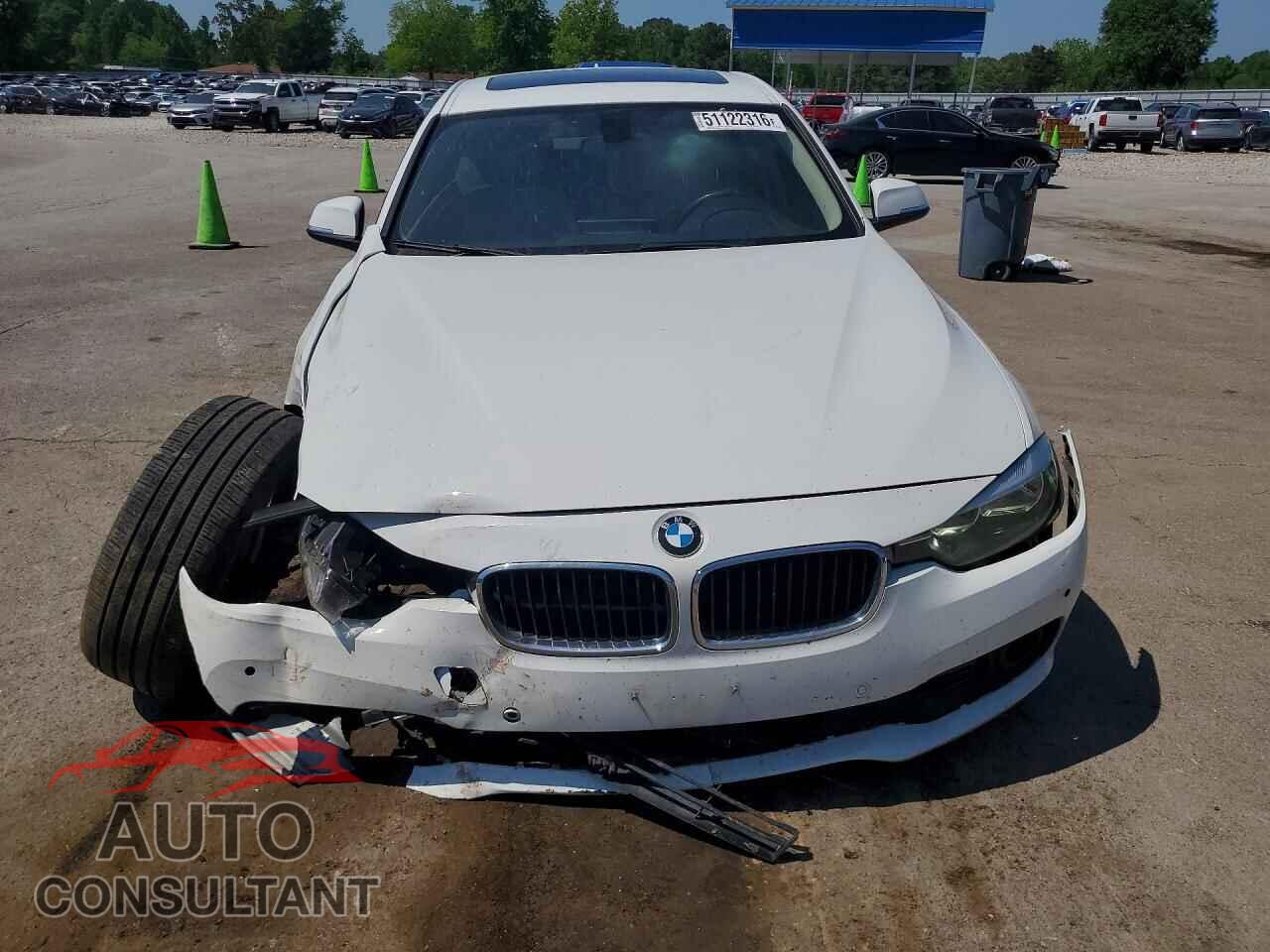 BMW 3 SERIES 2016 - WBA8E1G59GNU12293