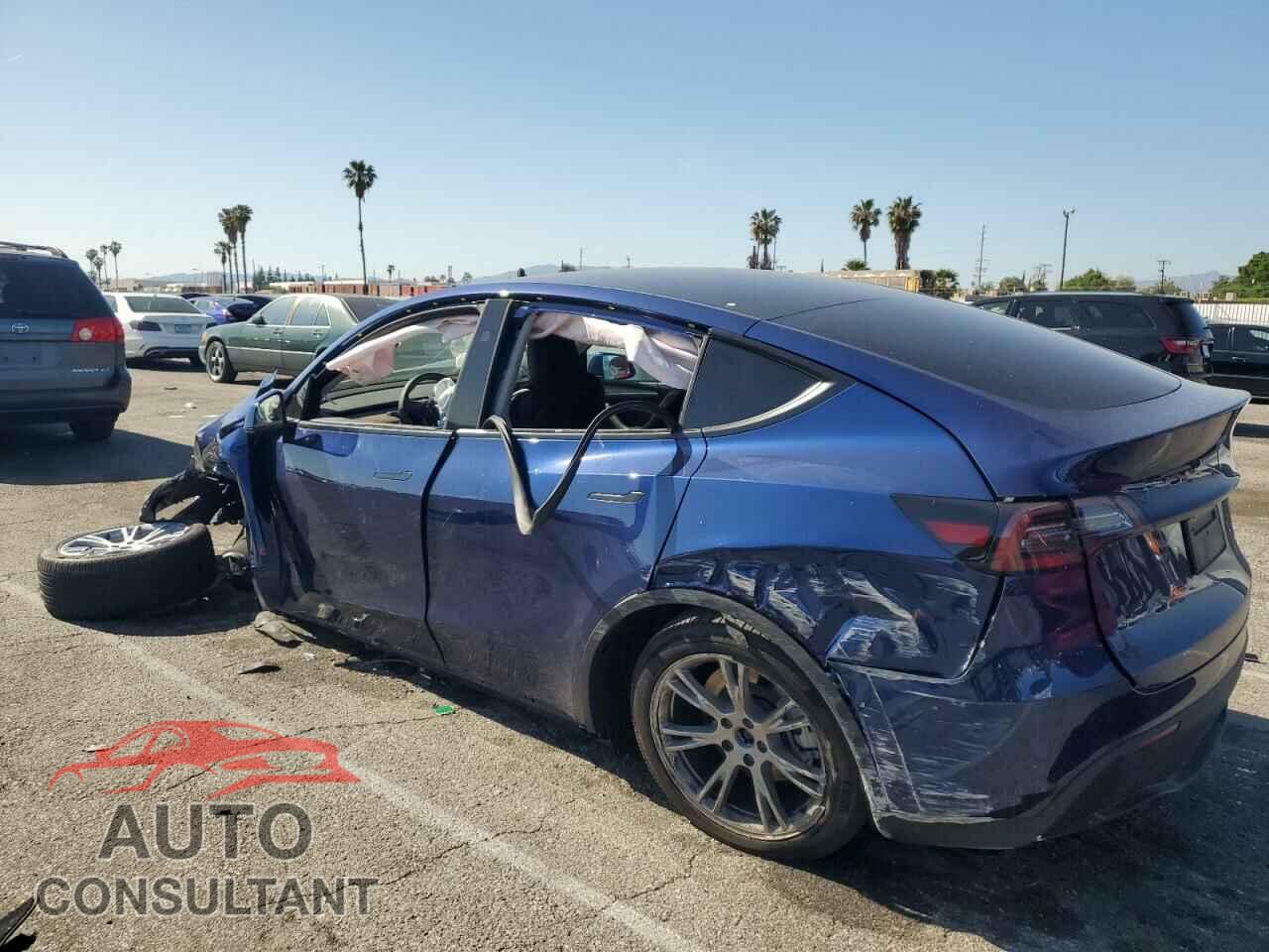 TESLA MODEL Y 2024 - 7SAYGDEE7RA214783