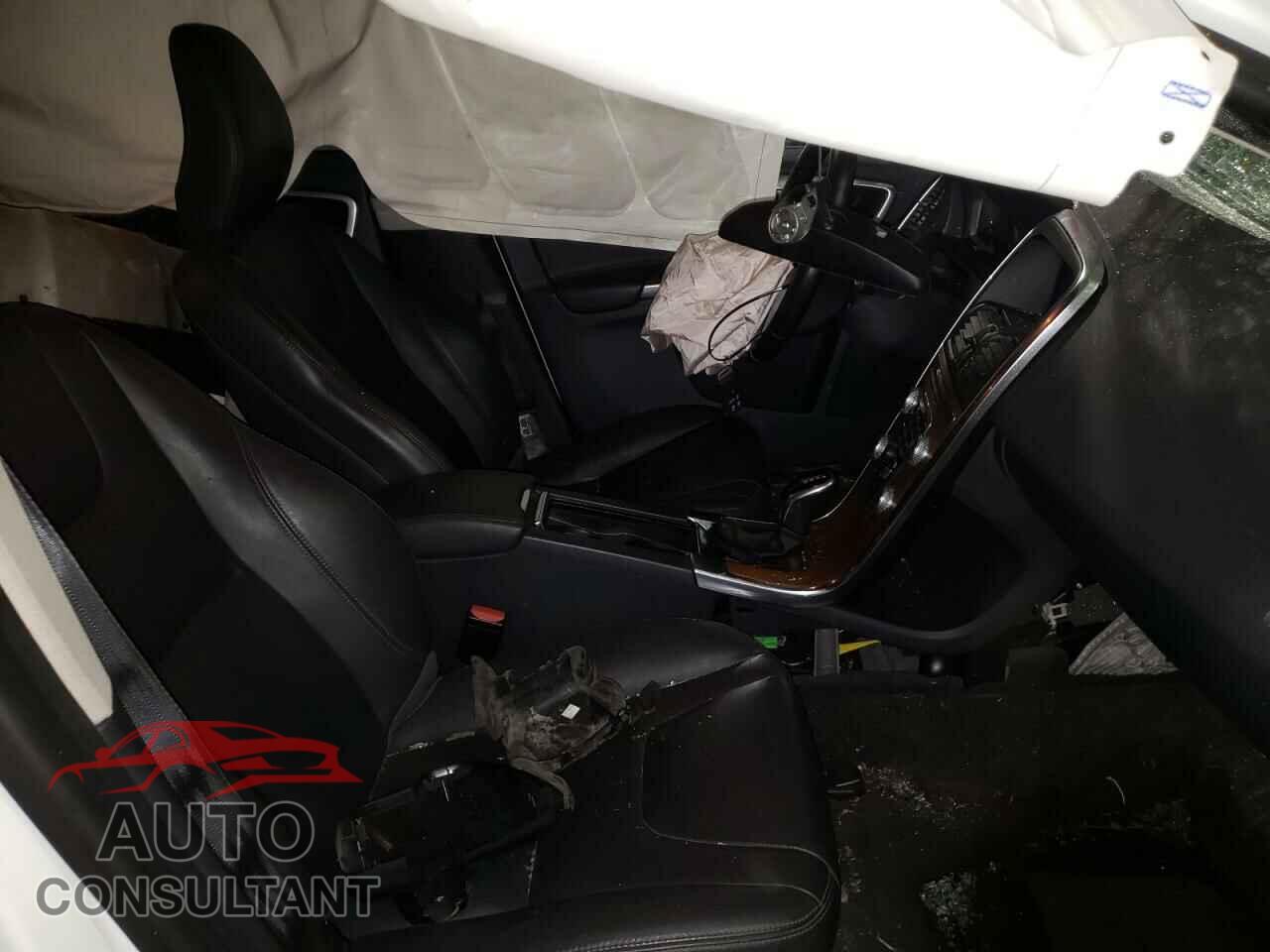 VOLVO XC60 2017 - YV449MRU2H2222556