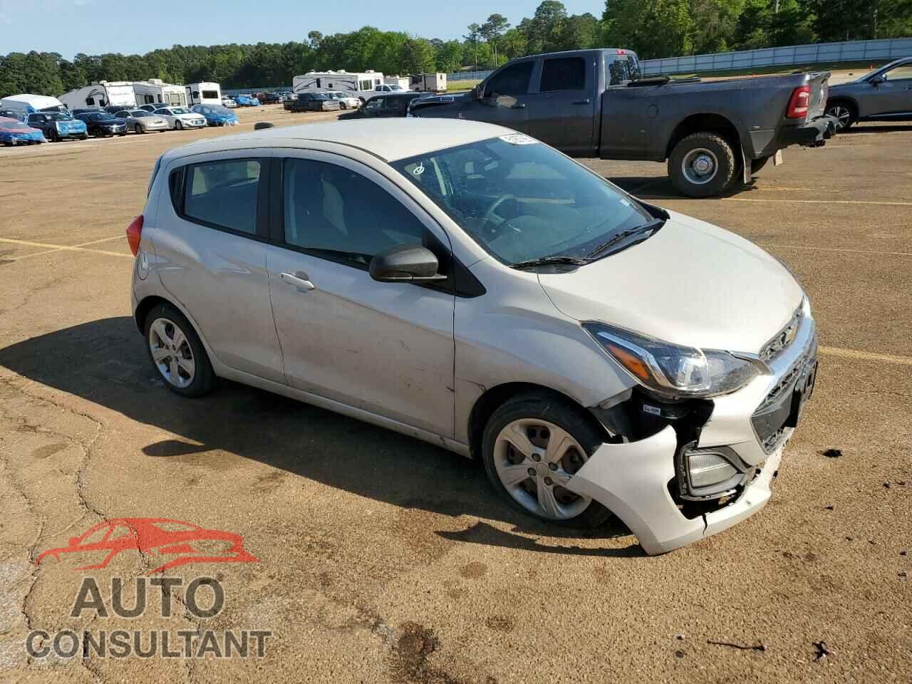 CHEVROLET SPARK 2019 - KL8CB6SA3KC818445