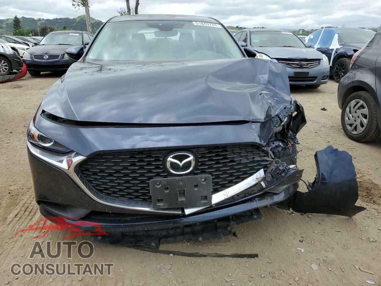 MAZDA 3 2019 - 3MZBPABL8KM113077