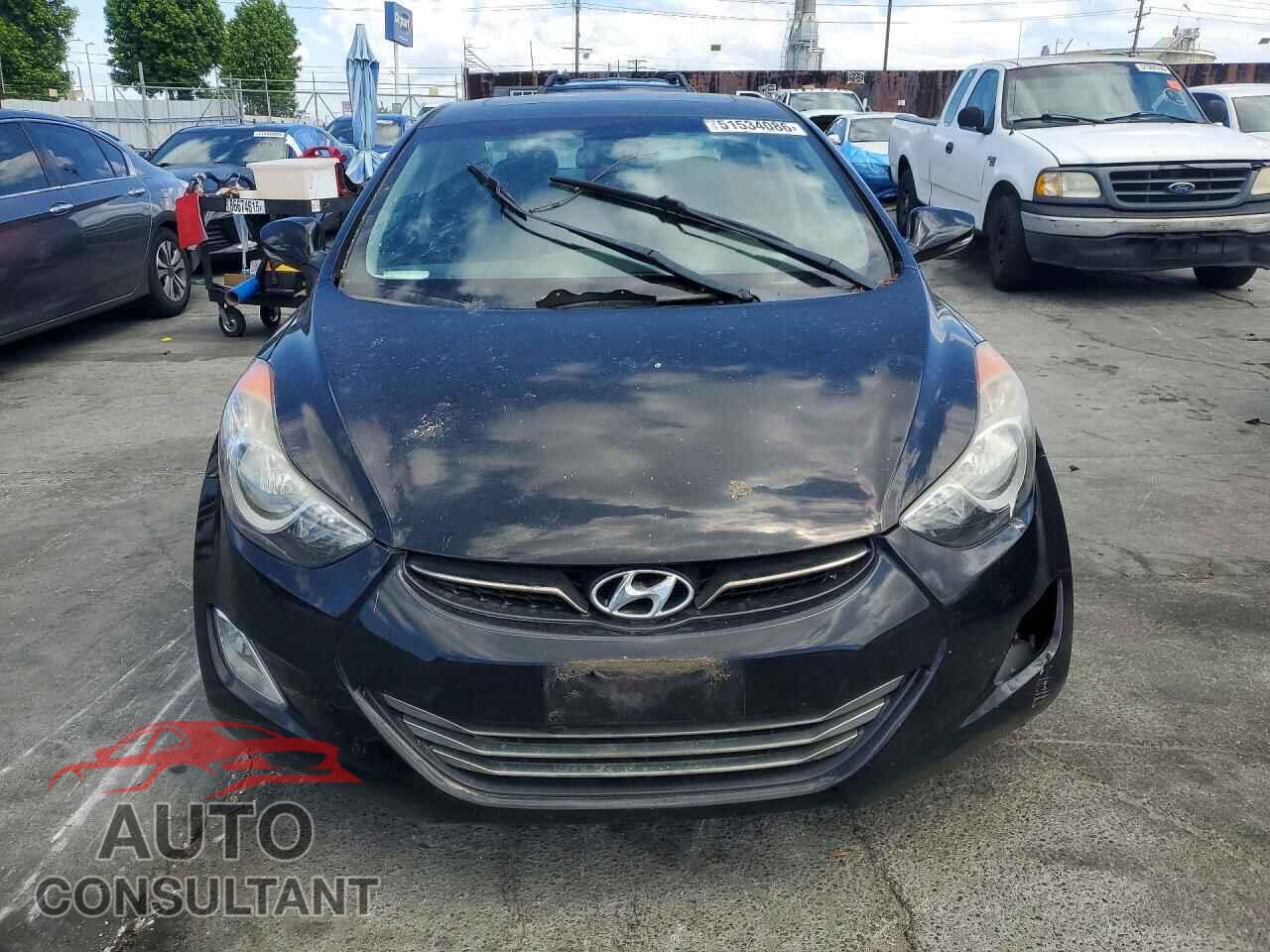 HYUNDAI ELANTRA 2012 - KMHDH4AE7CU257063