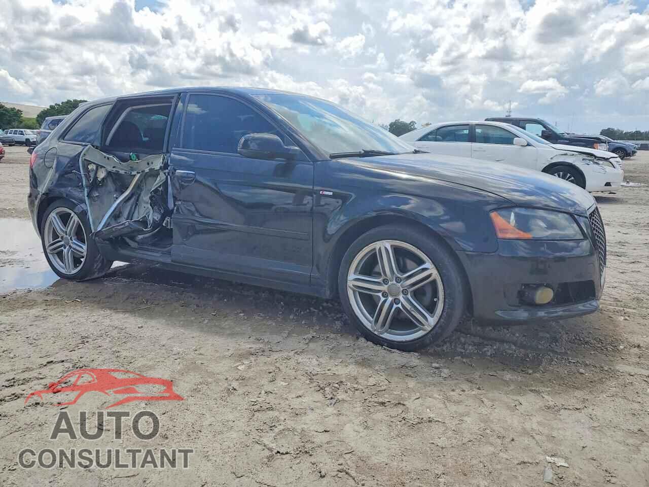 AUDI A3 2012 - WAUMFAFM3CA136781
