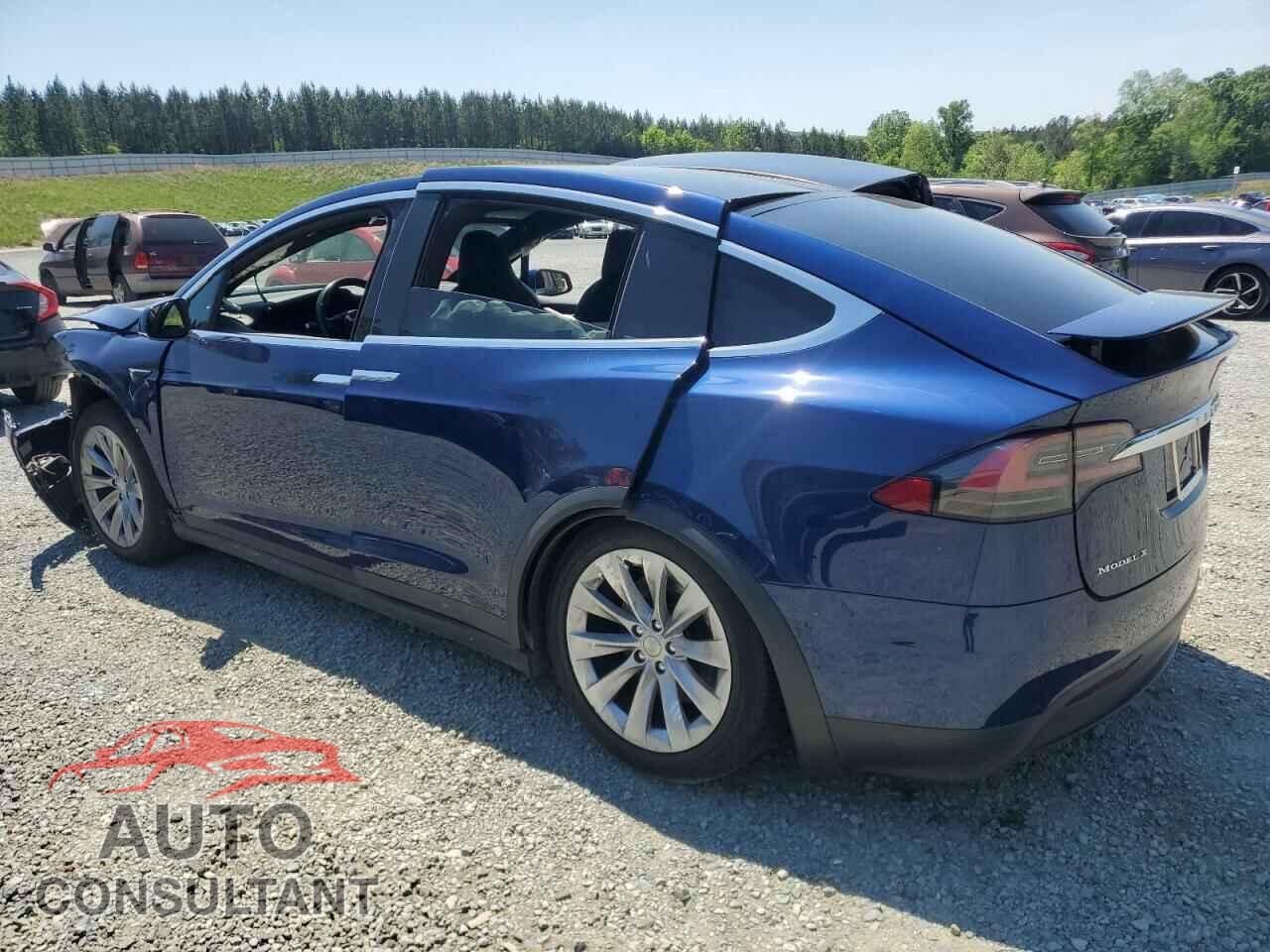 TESLA MODEL X 2018 - 5YJXCAE23JF101977