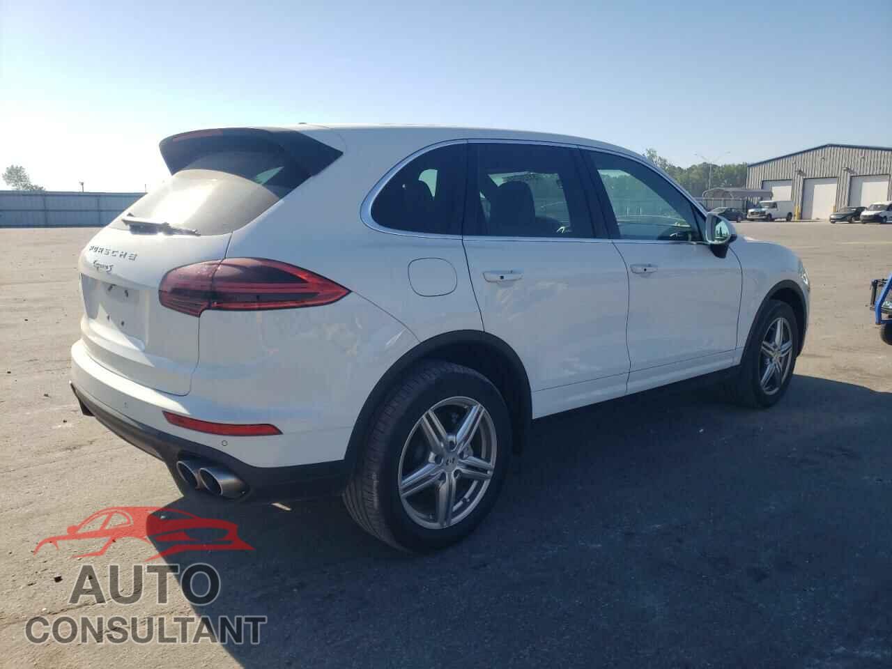 PORSCHE CAYENNE 2016 - WP1AB2A29GLA94283