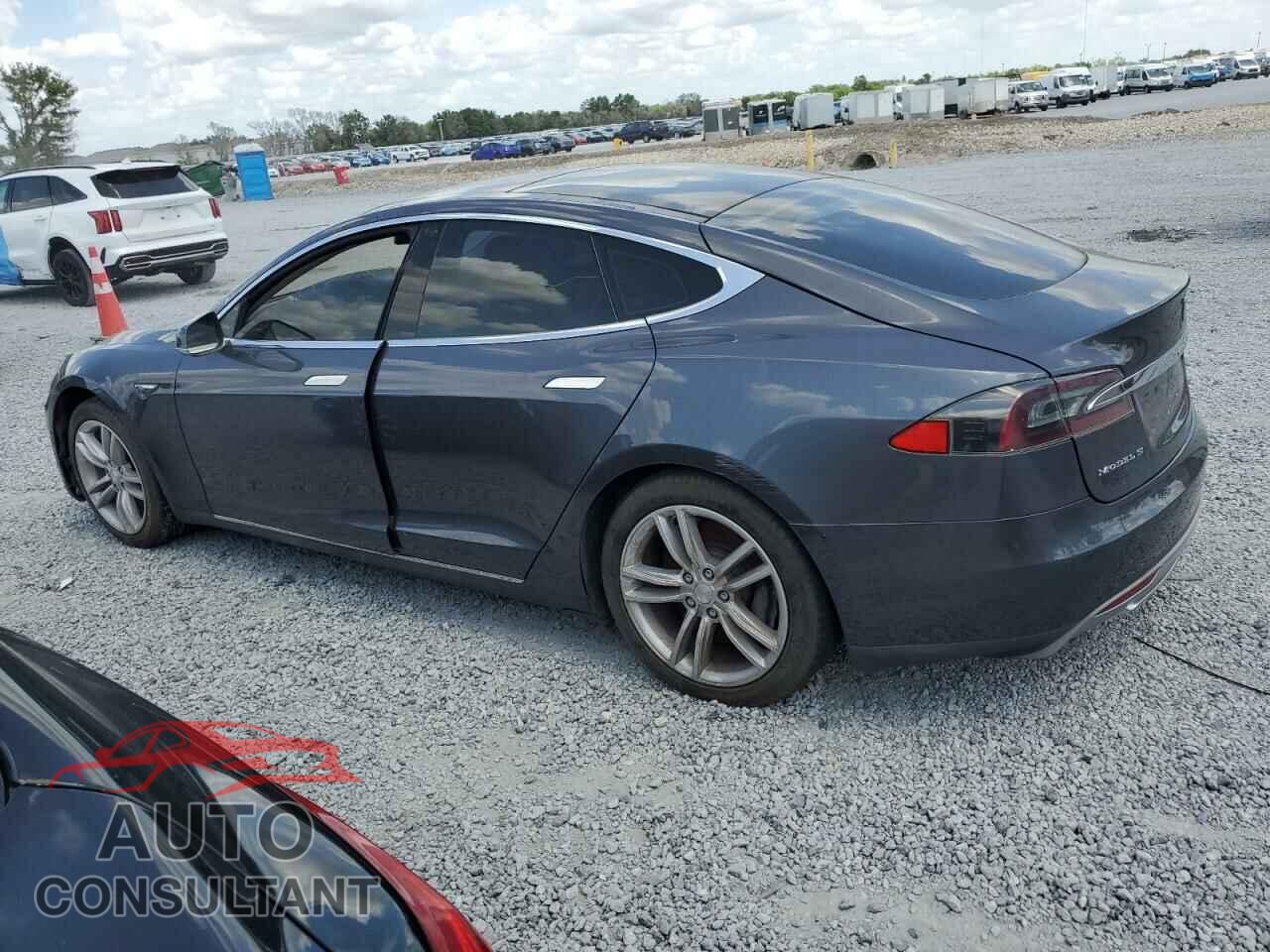 TESLA MODEL S 2014 - 5YJSA1H13EFP65950