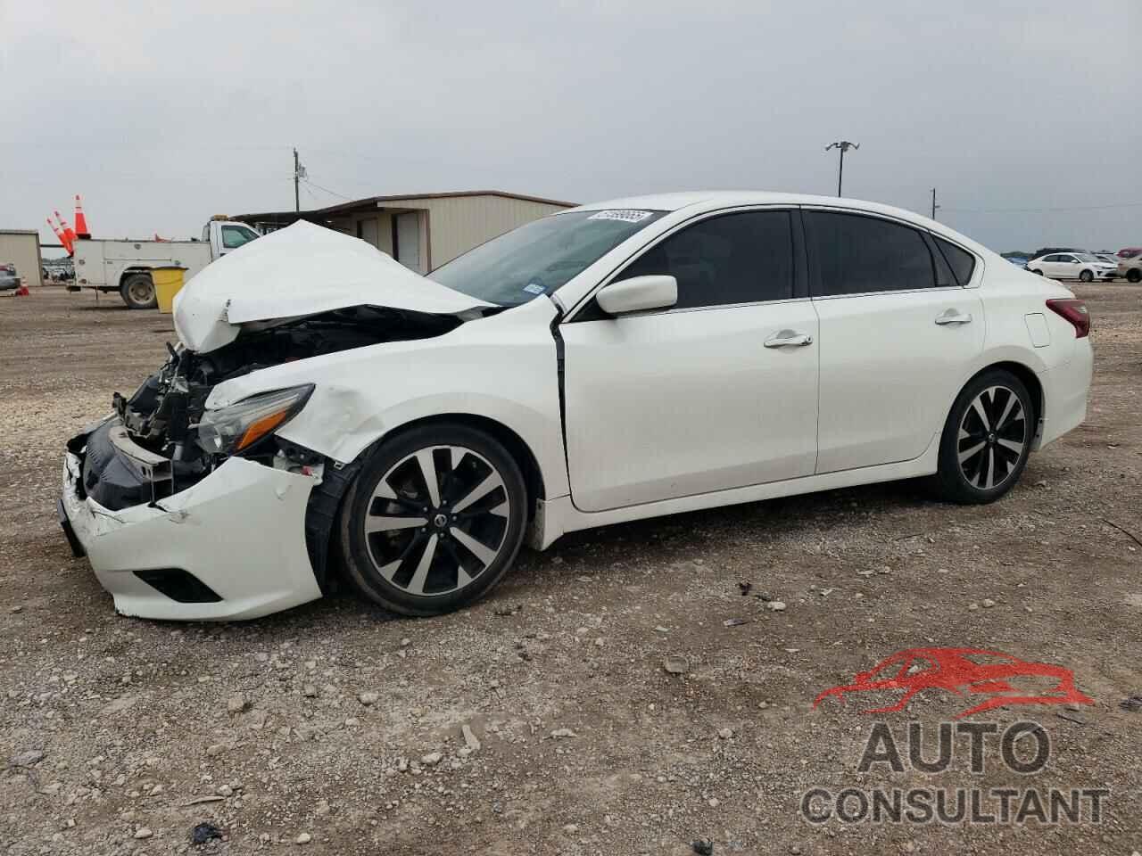 NISSAN ALTIMA 2018 - 1N4AL3AP0JC115082