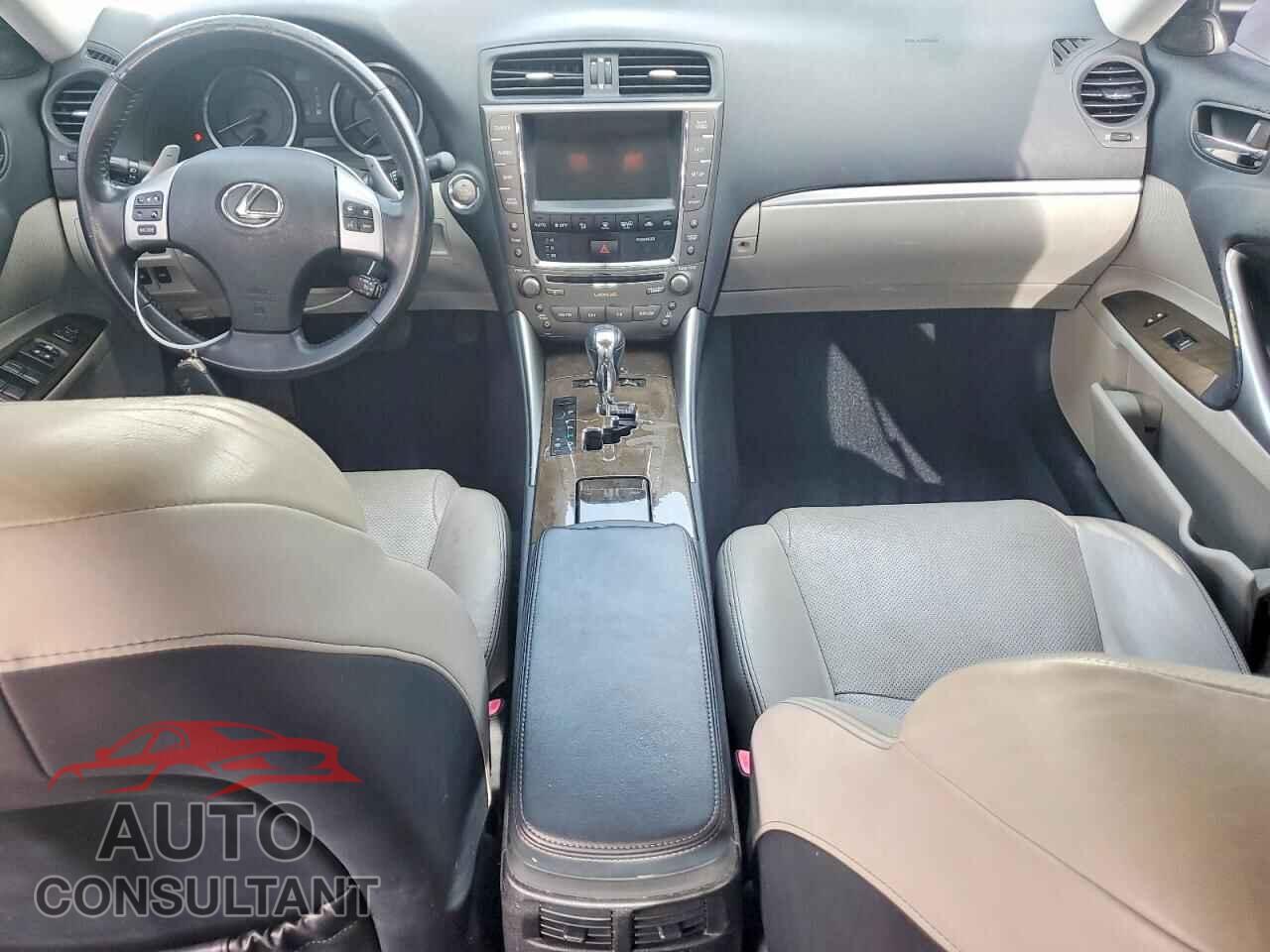 LEXUS IS 2012 - JTHBF5C29C5175662
