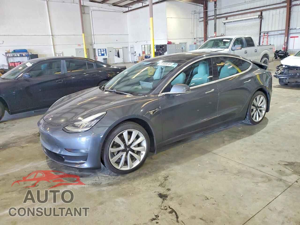 TESLA MODEL 3 2019 - 5YJ3E1EA8KF332651