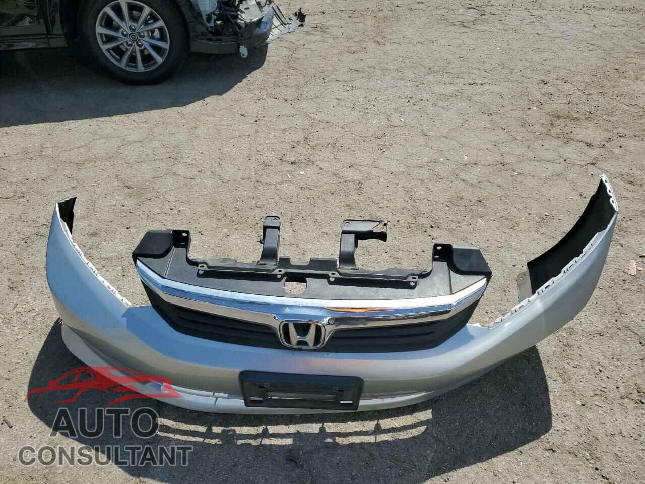 HONDA CIVIC 2012 - 2HGFB2F55CH570273