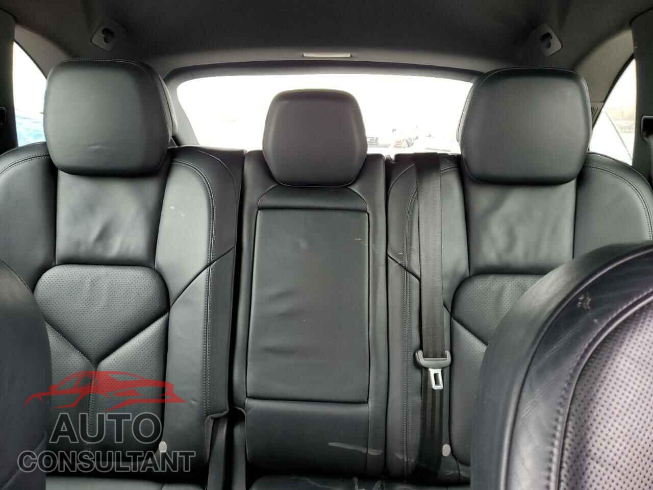 PORSCHE CAYENNE 2014 - WP1AA2A24ELA00312