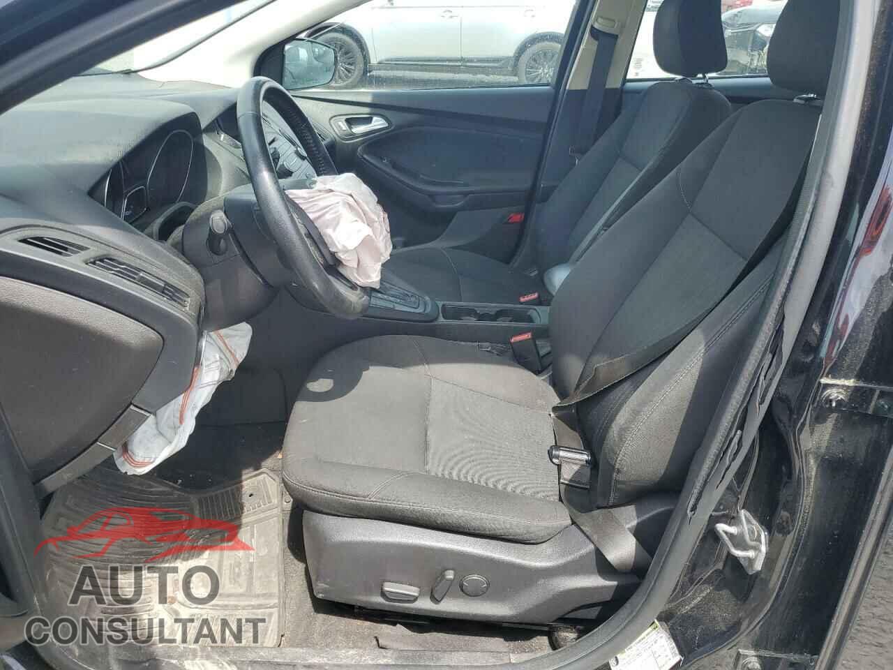 FORD FOCUS 2016 - 1FADP3F21GL248456