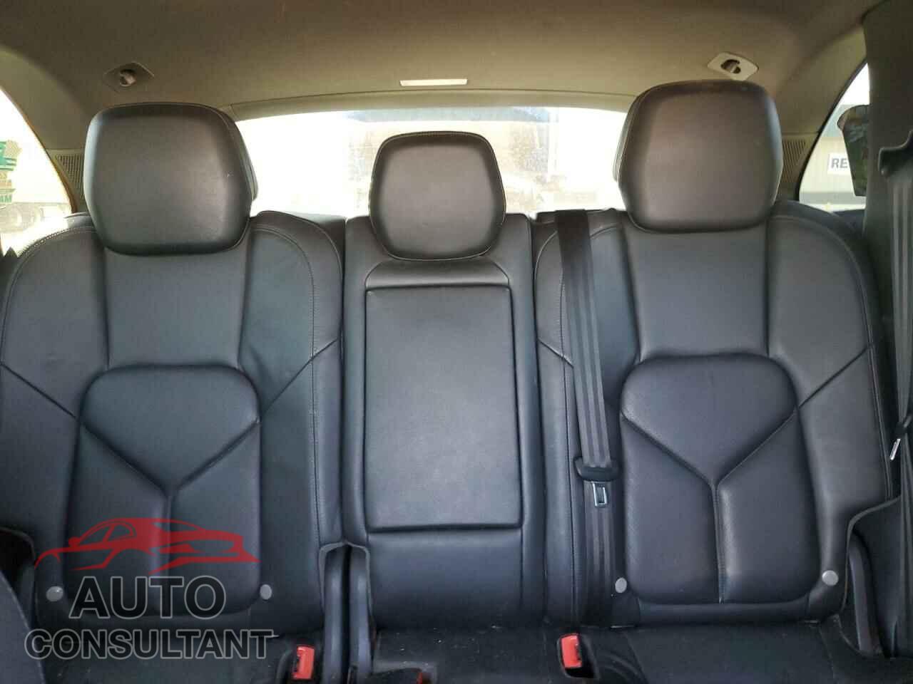 PORSCHE CAYENNE 2012 - WP1AB2A20CLA42132