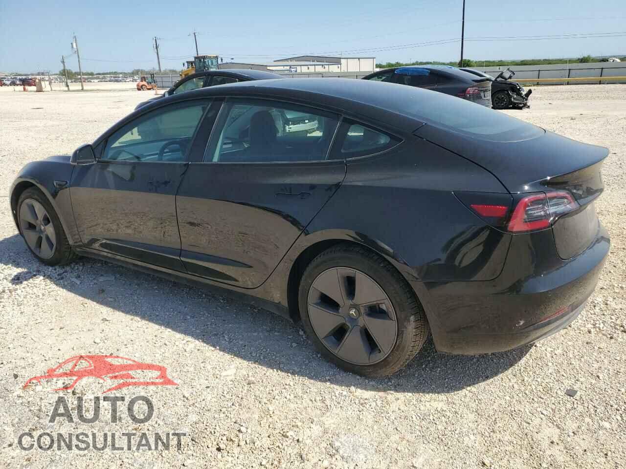 TESLA MODEL 3 2021 - 5YJ3E1EA8MF057723