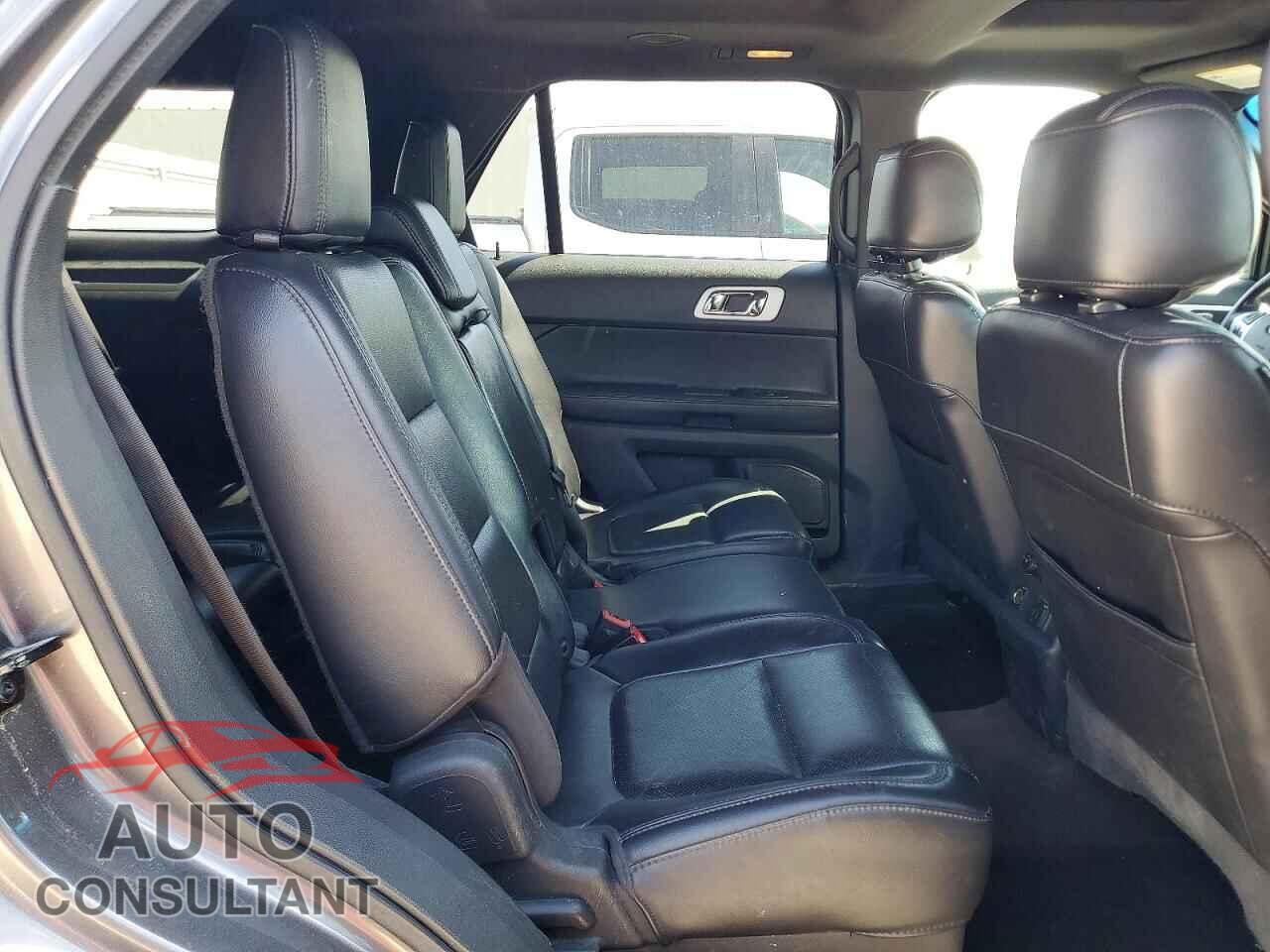 FORD EXPLORER 2013 - 1FM5K7F81DGA25391