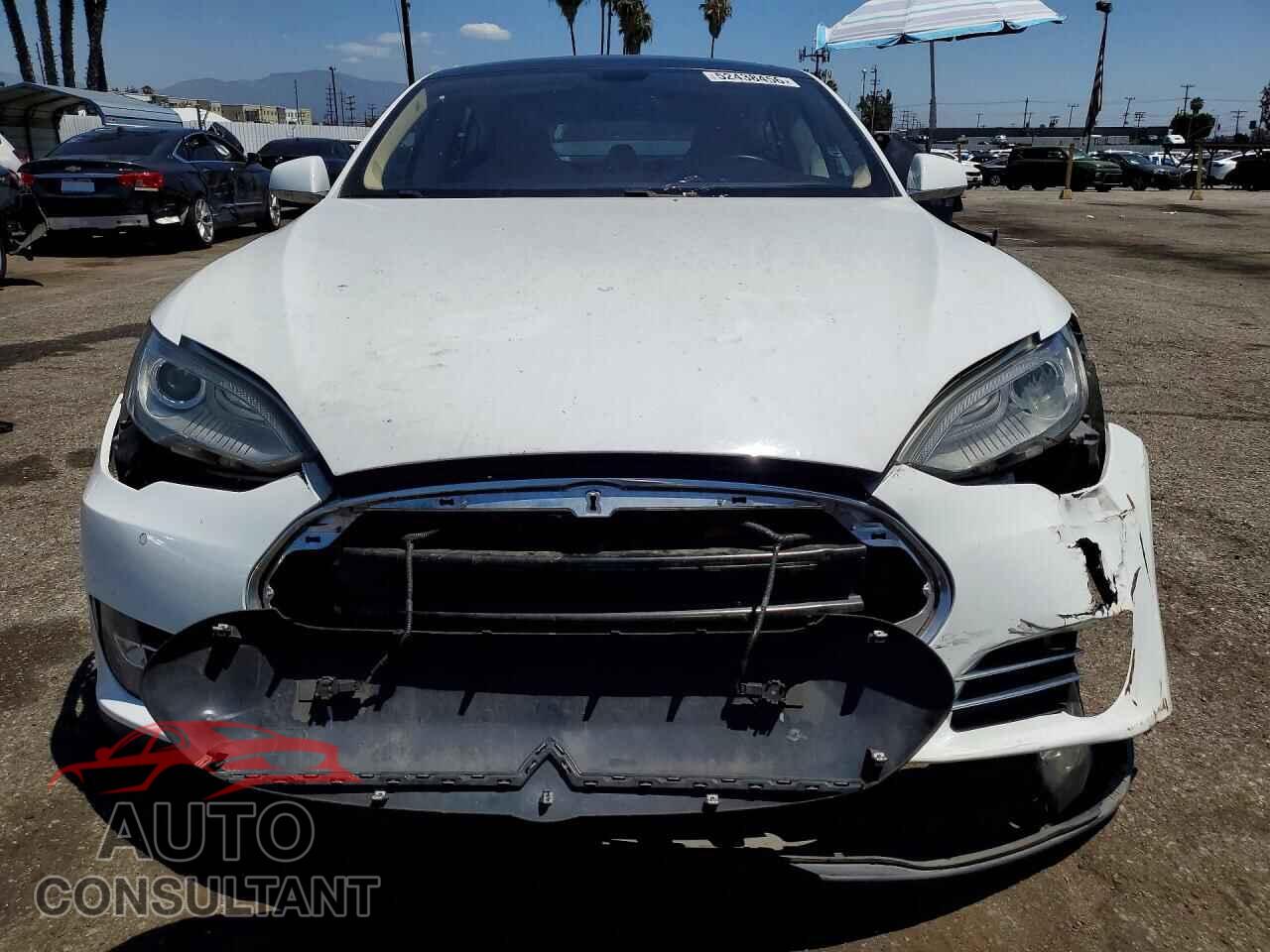 TESLA MODEL S 2013 - 5YJSA1CG8DFP23087