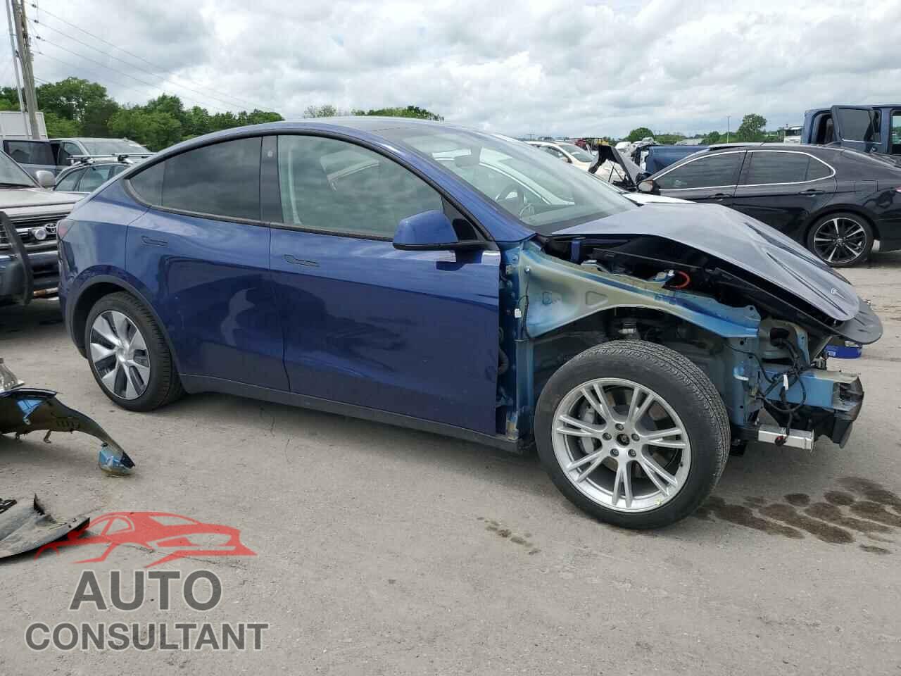 TESLA MODEL Y 2021 - 5YJYGDEEXMF106571