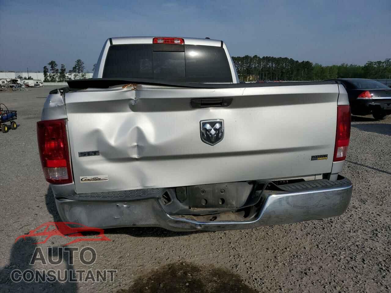DODGE RAM 1500 2012 - 1C6RD6GP3CS115855