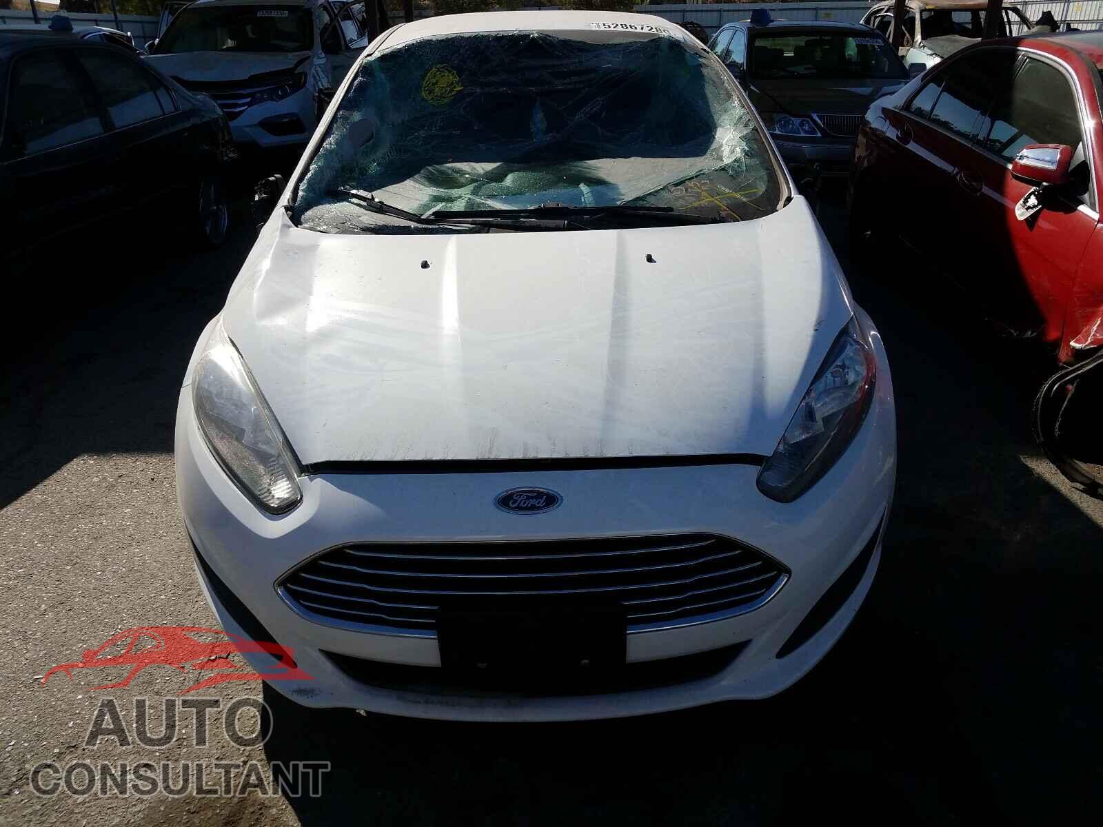 FORD FIESTA 2017 - 3FADP4EJ1HM172185