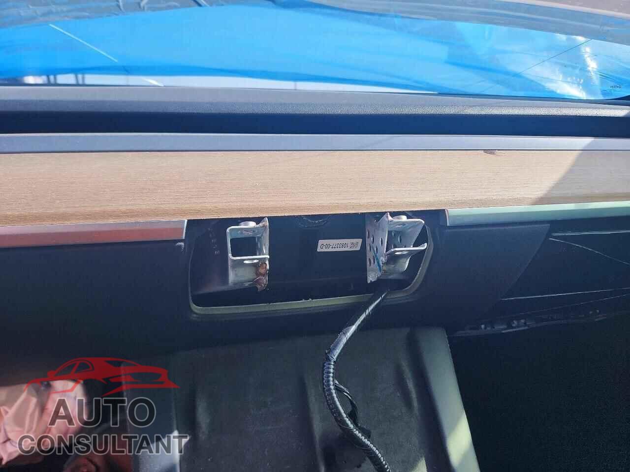 TESLA MODEL 3 2022 - 5YJ3E1EA2NF187675
