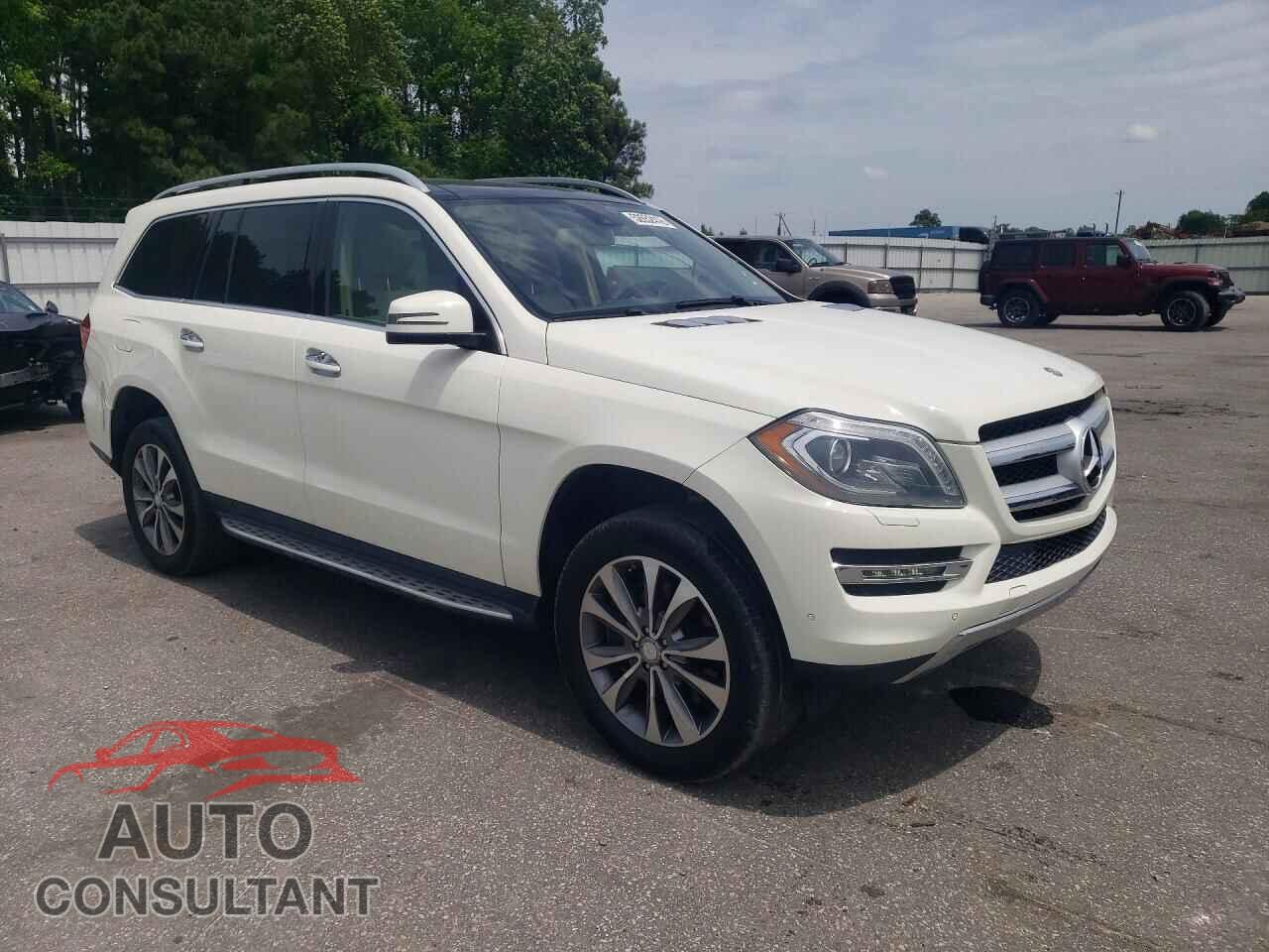 MERCEDES-BENZ GL-CLASS 2013 - 4JGDF7CEXDA211721