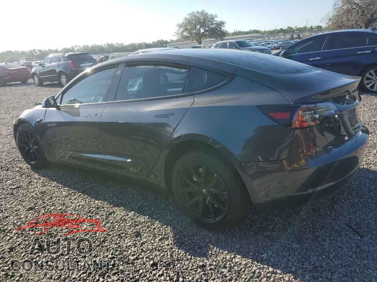 TESLA MODEL 3 2018 - 5YJ3E1EA3JF056863