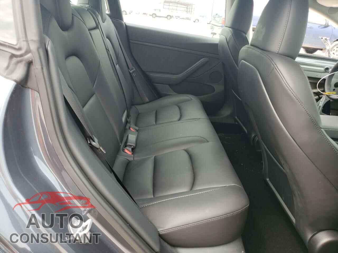 TESLA MODEL 3 2023 - 5YJ3E1EA3PF567563
