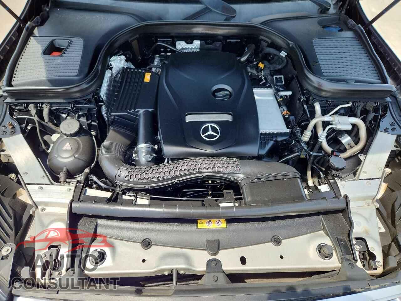 MERCEDES-BENZ GLC-CLASS 2017 - WDC0G4JB8HF253654